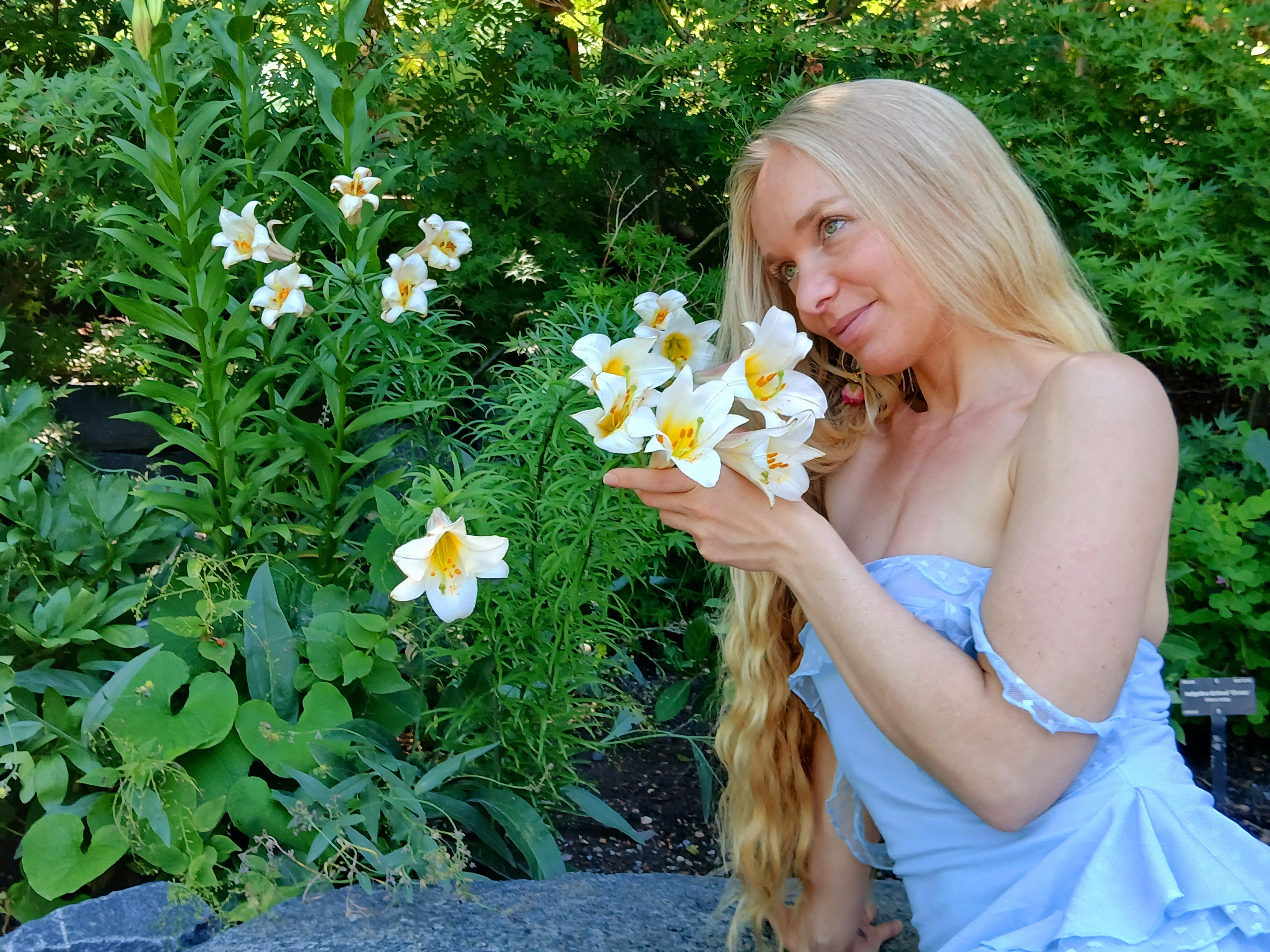 Humans & Flowers