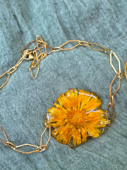 Calendula Statement choker